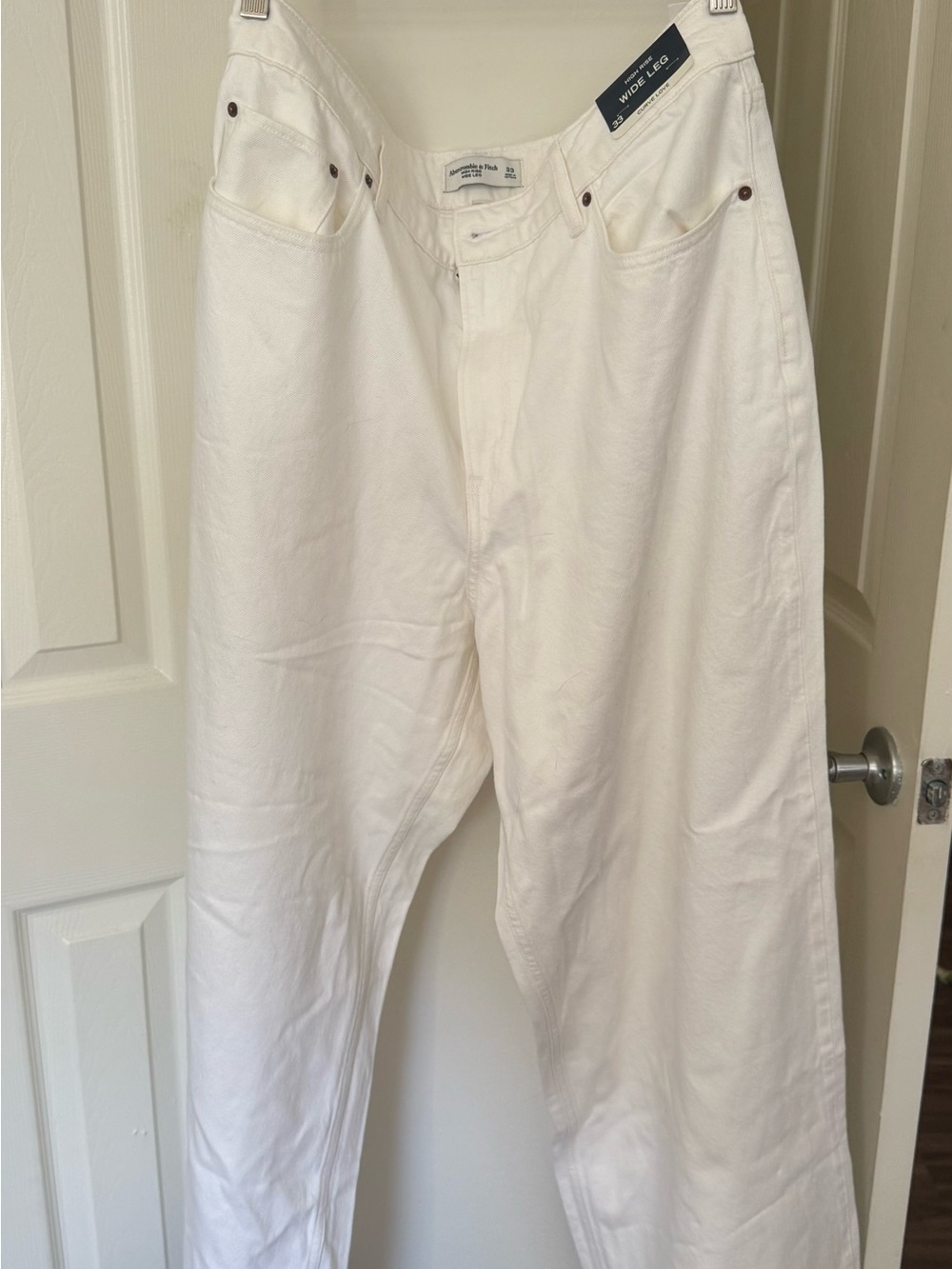 Abercrombie & Fitch Wide-Leg White Jeans